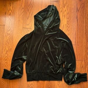 Express Light Cropped Hoodie